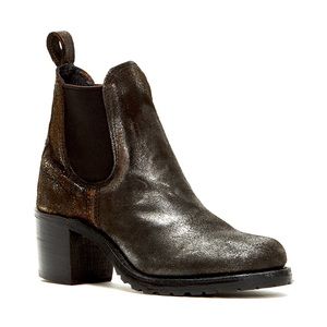 FRYE Sabrina Chelsea Bootie in Anthracite